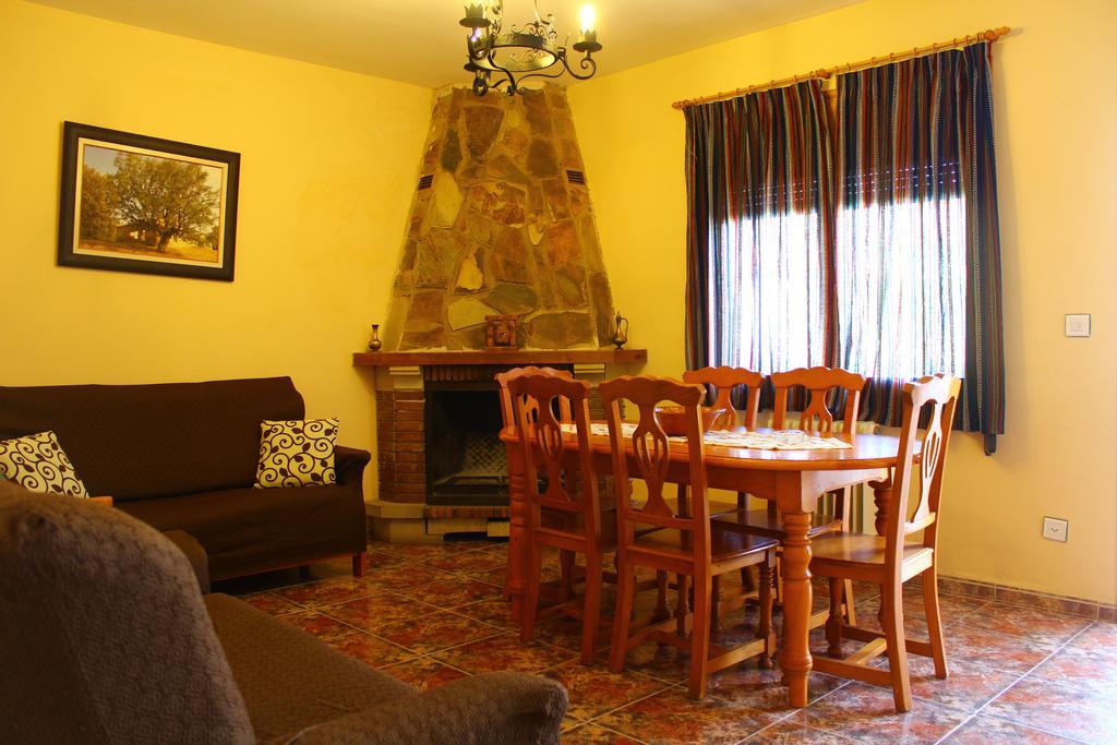 Residencial Los Robles Arroyo Frio Værelse billede