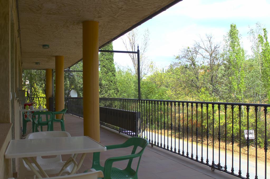 Residencial Los Robles Arroyo Frio Værelse billede