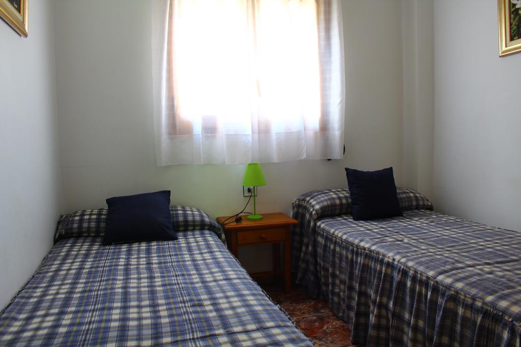 Residencial Los Robles Arroyo Frio Værelse billede