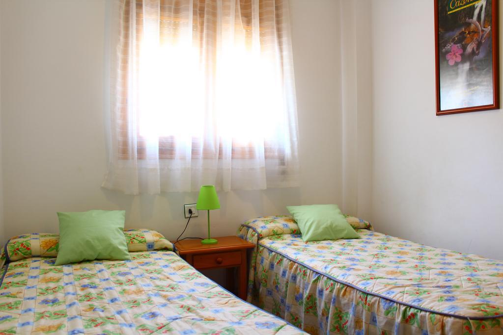 Residencial Los Robles Arroyo Frio Værelse billede